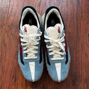 Mens Shoe size 11.5 - New Balance XC 72